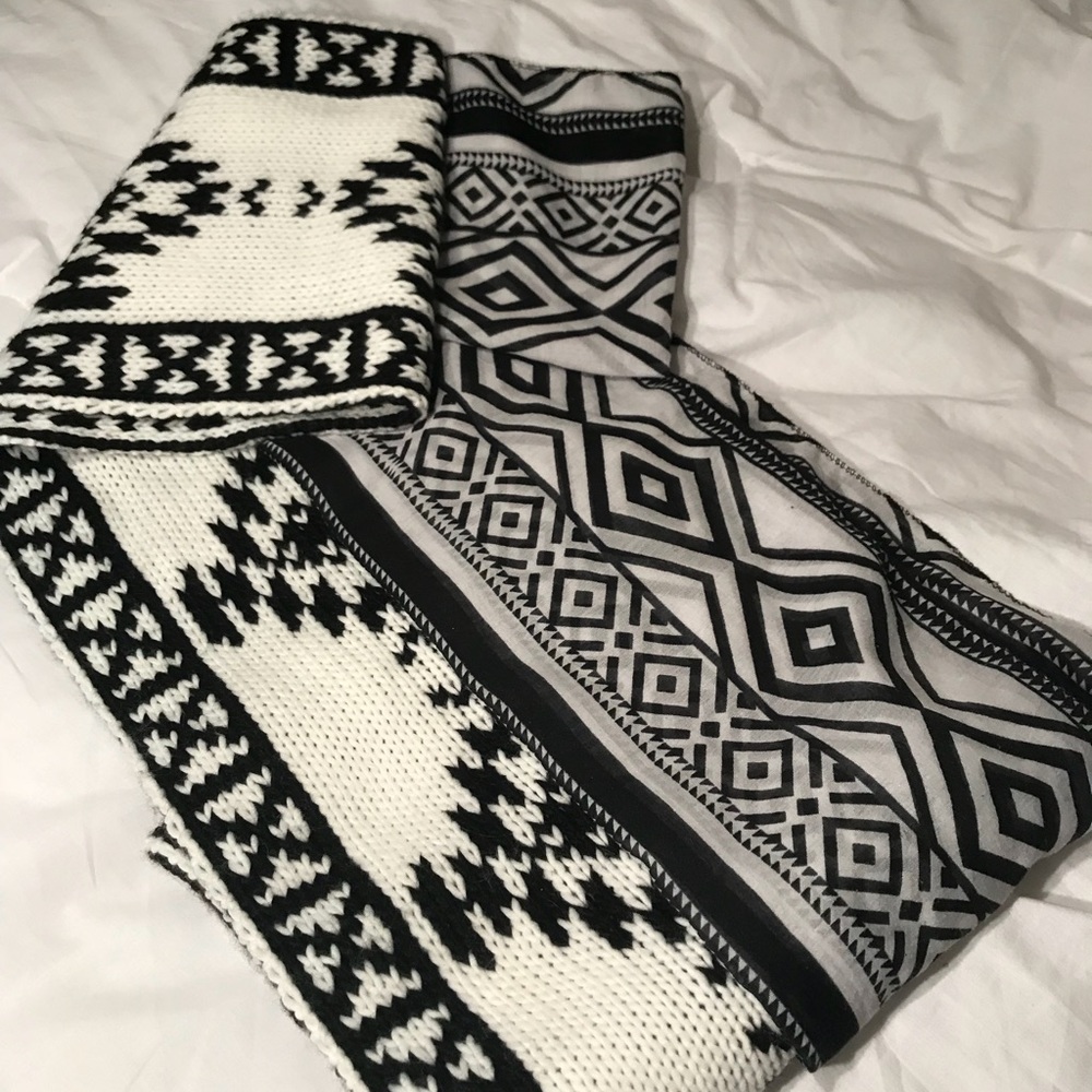 Black and white tribal-style scarf set.